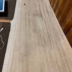 一枚板ベンチの画像