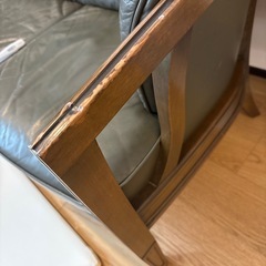 ロイヤル　三人掛けソファーの画像