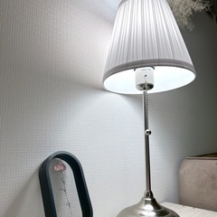 【IKEA】　テーブルランプ / 卓上ライトの画像