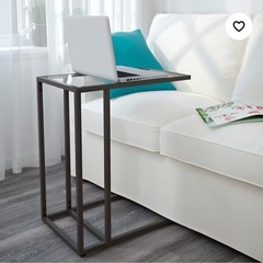 IKEA サイドテーブルの画像