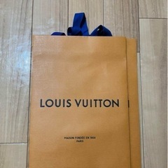 louis vuitton ショッパーの画像