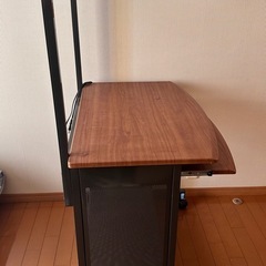 パソコンデスクの画像