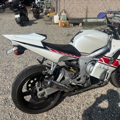 YZF.R-6、車検取立て❗️の画像