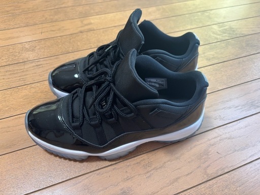 値下げ！AIR JORDAN 11 RETRO 