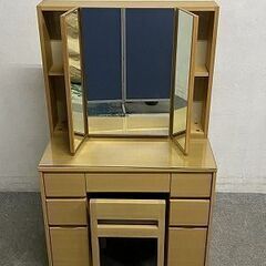 府中家具 ドレッサー 3面鏡 ナチュラル スツール 桐製 化粧台 メイク 寝室 引き出し コンセント 松岡家具製造 中古 店頭引取歓迎 R9904の画像