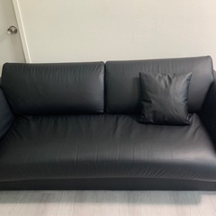 ニトリ　ソファ　合皮　黒　2〜3人掛け　の画像