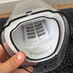 Eretto 🧼自動車用ミニ掃除機の画像