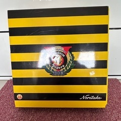 中販紅　【Week】 未使用近　阪神タイガース　2003年 選手サイン皿立て　現状渡し　08-23-07 の画像