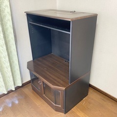 無料木製テレビボードの画像
