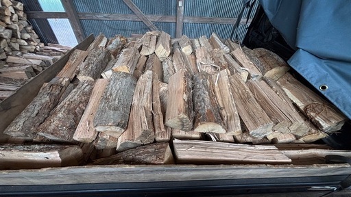 ナラ 楢 薪 今年度受付残り1台で終了です。