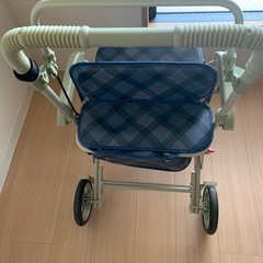 シルバーカーの画像