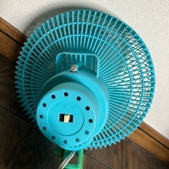 クリップ式小型扇風機の画像