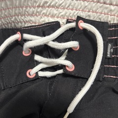 kissmark サーフパンツ 黒/ピンクの画像