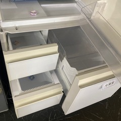 シャープ　どっちもドア5ドア冷蔵庫　の画像