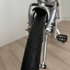 DAHON Route 折りたたみ自転車 シルバー（20インチ）の画像