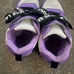 キッズ スニーカー 22cmの画像