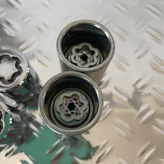 McGard ホイールロックナットの画像