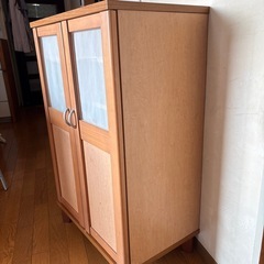 収納棚の画像