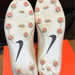 NIKEスパイクの画像