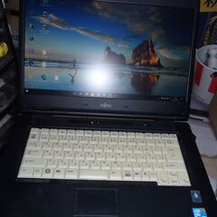 富士通　FMV-A8280　　 現在 win10PROで作動中の画像