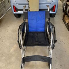 車椅子（自走式、折り畳み式）の画像