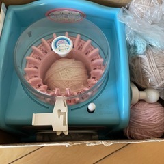 編みぐるみと、おまけ付きの画像