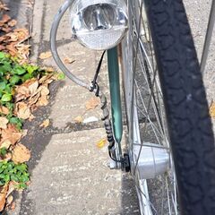 【リサイクルショップどりーむ鹿大前店】No.366　自転車　27インチ　シティサイクル　ＬＥＤオ－トライト・鍵・カゴ付き🎵　お手頃価格🎵の画像