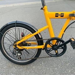 「HUMMER（ハマー）の折りたたみ自転車」の画像