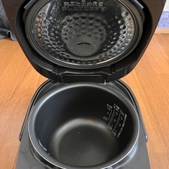 【取引中】象印　炊飯器(釜に傷あり)の画像