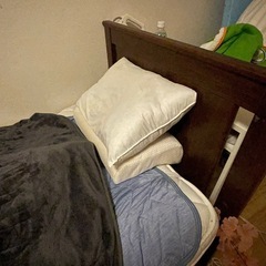 ベッドの画像