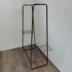 ハンガーラックの画像