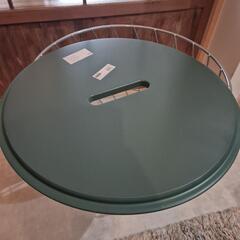IKEA サイドテーブルの画像
