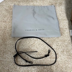 CHARLES&KEITH トートバック　ショルダーバッグの画像