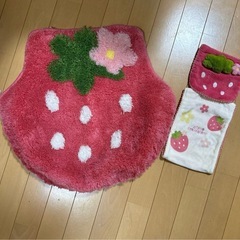 希少品 マザーガーデン 野いちご トイレ フタカバー ホルダーカバー セットの画像