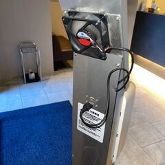 値下げ中、体温測定＋アルコール消毒の画像
