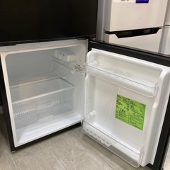 取りに来れる方限定！COMFEE（コンフィー）の2ドア冷蔵庫です！の画像