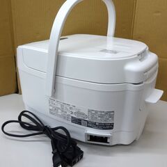エイブイ：TOSHIBA IHジャー炊飯器 RC-10HR 5.5合炊き 2021年製の画像