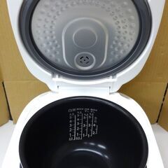 エイブイ：TOSHIBA IHジャー炊飯器 RC-10HR 5.5合炊き 2021年製の画像