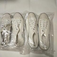 新品未使用　スニーカーの画像
