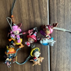 ワンピースのストラップの画像