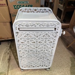 ホワイト　ワゴン　収納　キャリー付　　マツエクの画像