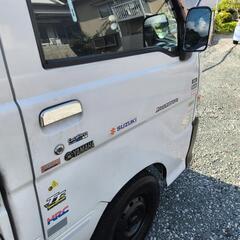 軽トラ　ハイゼット目に見える錆び腐食のない綺麗な車の画像