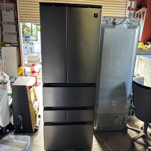 【R004】【今なら配送設置無料！】シャープ 6ドア冷凍冷蔵庫 457L 自動製氷 プラズマクラスタ COCORO  作りおきルーム SJ-MF46J 中古家電 店頭引取歓迎