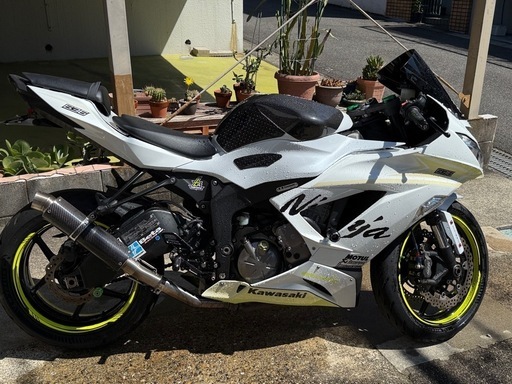 ZX6R 車体！