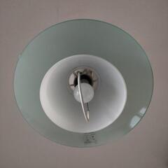 グリーンの照明器具の画像