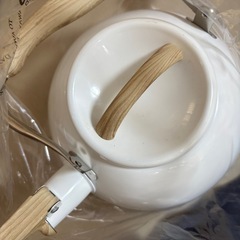 新品　やかん　ホワイト　笛吹きやかん　ケトル　IH対応の画像