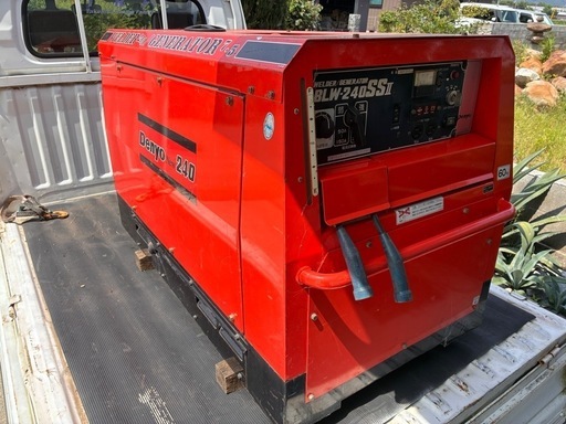 美品極上 アワー少 デンヨー 溶接機 動力発電機 ディーゼルエンジン DLW-240SS2 動作確認済み エンジンウェルダー