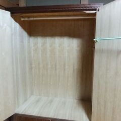 タンス　大型の画像