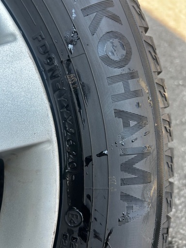 車乗り換えのため出品週末値下げ中15インチ　スタッドレスタイヤ　195/65r15　