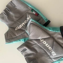 Bianchiグローブの画像